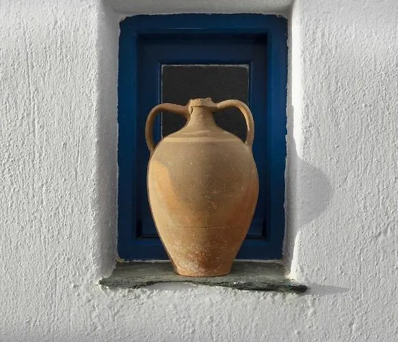 Meltemi מלון Folégandros