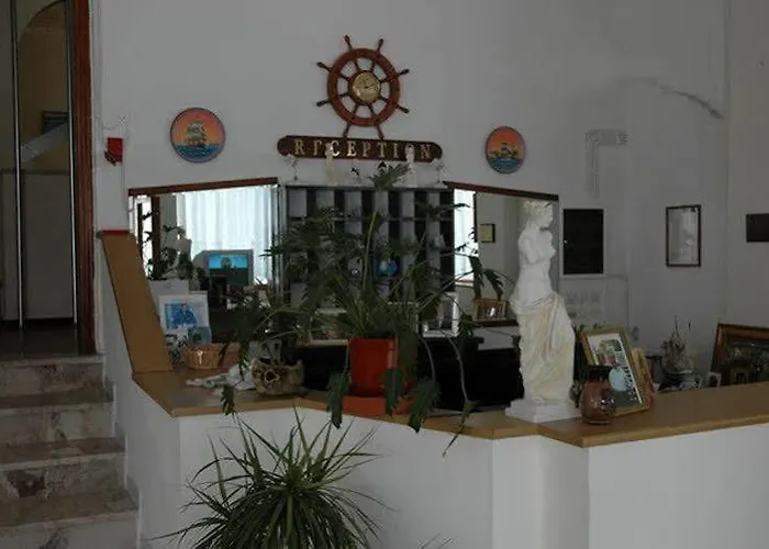 Meltemi 2* Folégandros