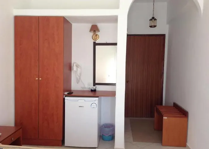 Meltemi Folégandros