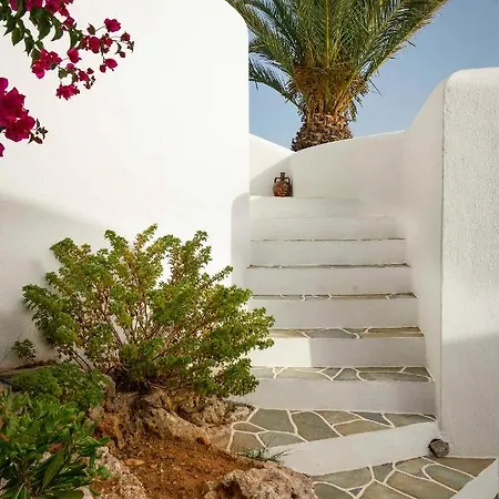 Meltemi Folegandros Town