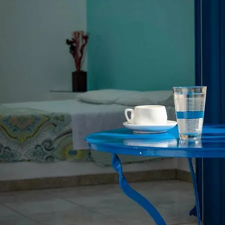 Отель Meltemi Folegandros Town