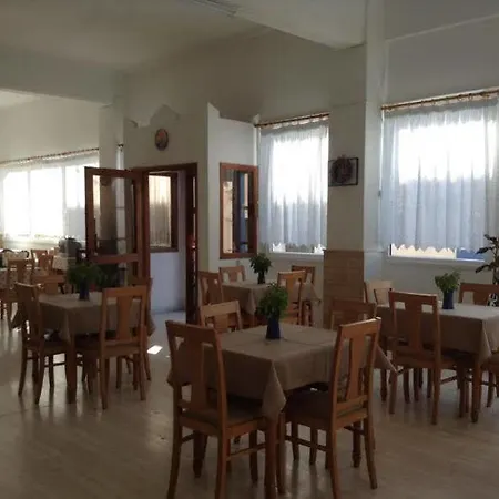 Отель Meltemi Folegandros Town