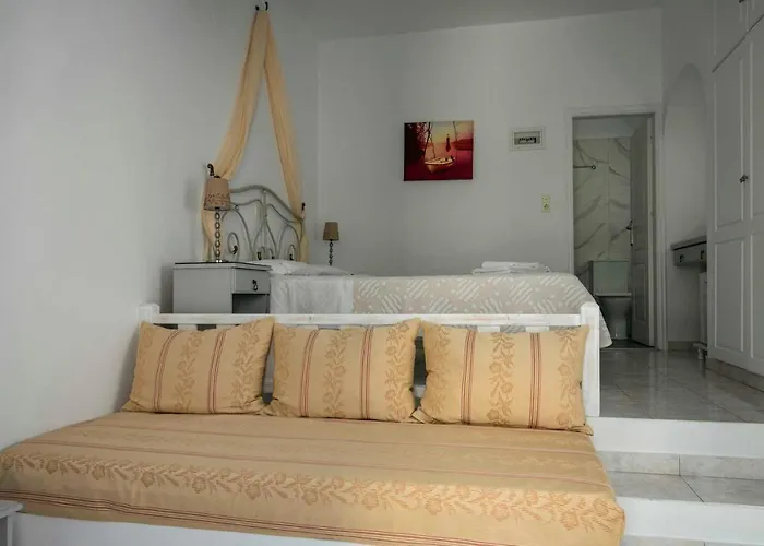 Meltemi Φολέγανδρος