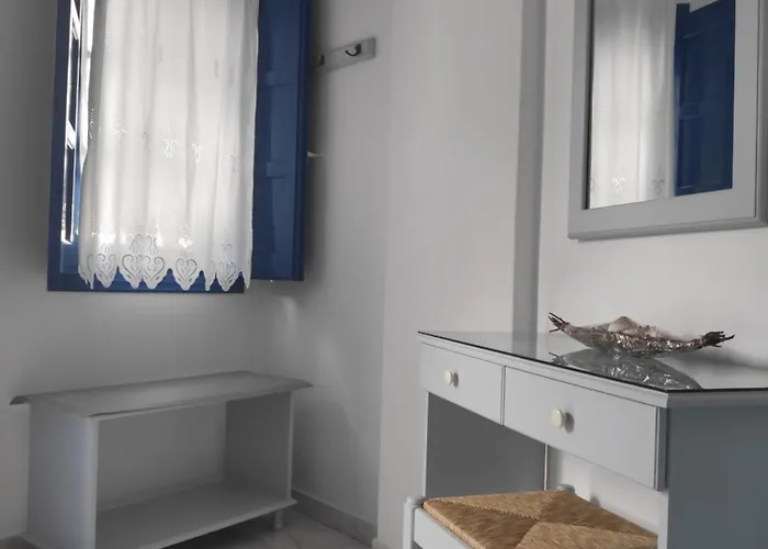 Ξενοδοχείο Meltemi 2*